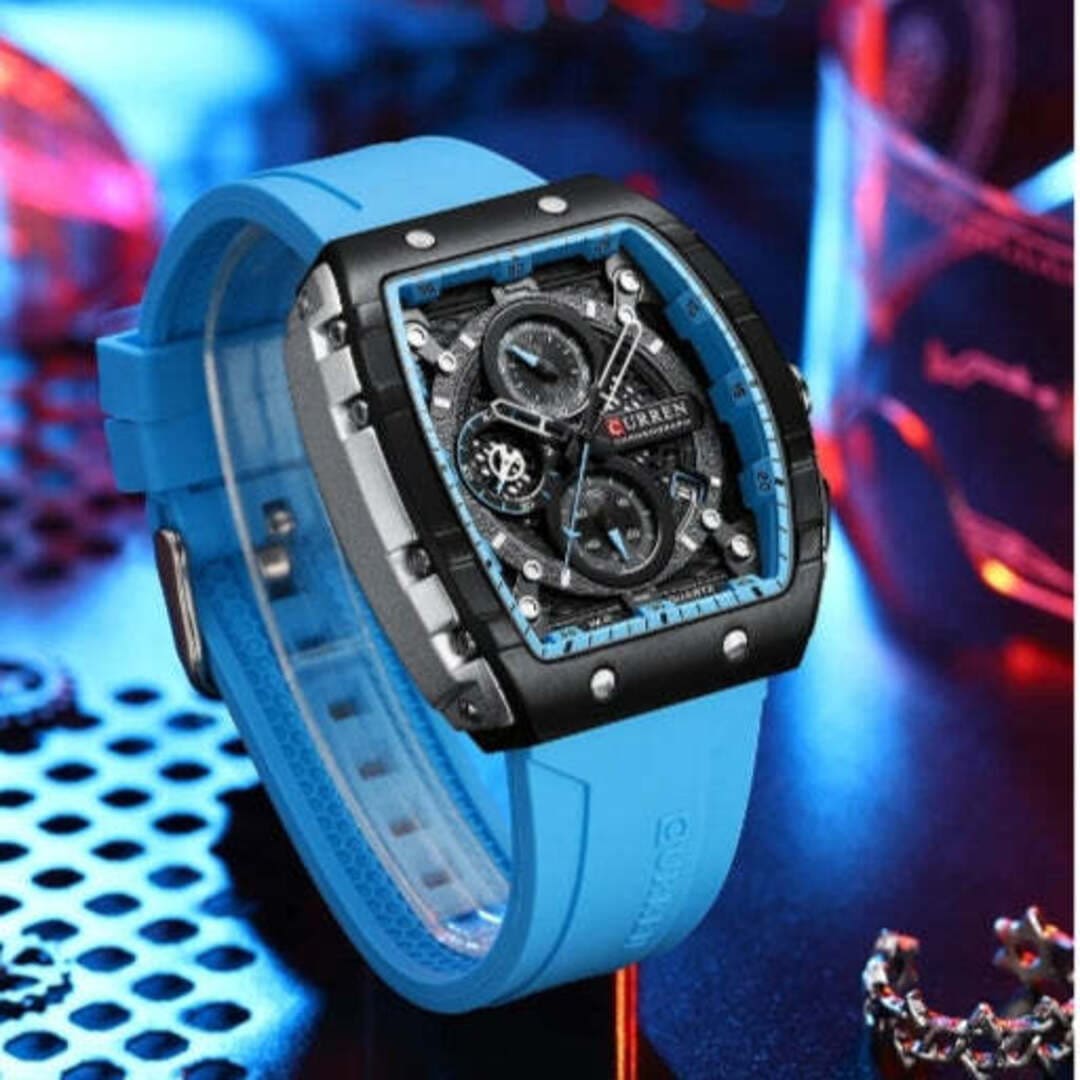 Montre à quartz bleu, vue de côté 