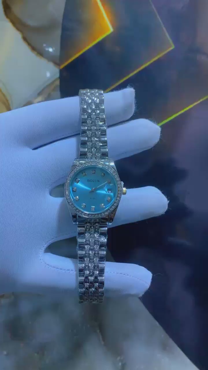 Montre Femme Strass – Bolun, Cadran Coloré et Bracelet Maillons