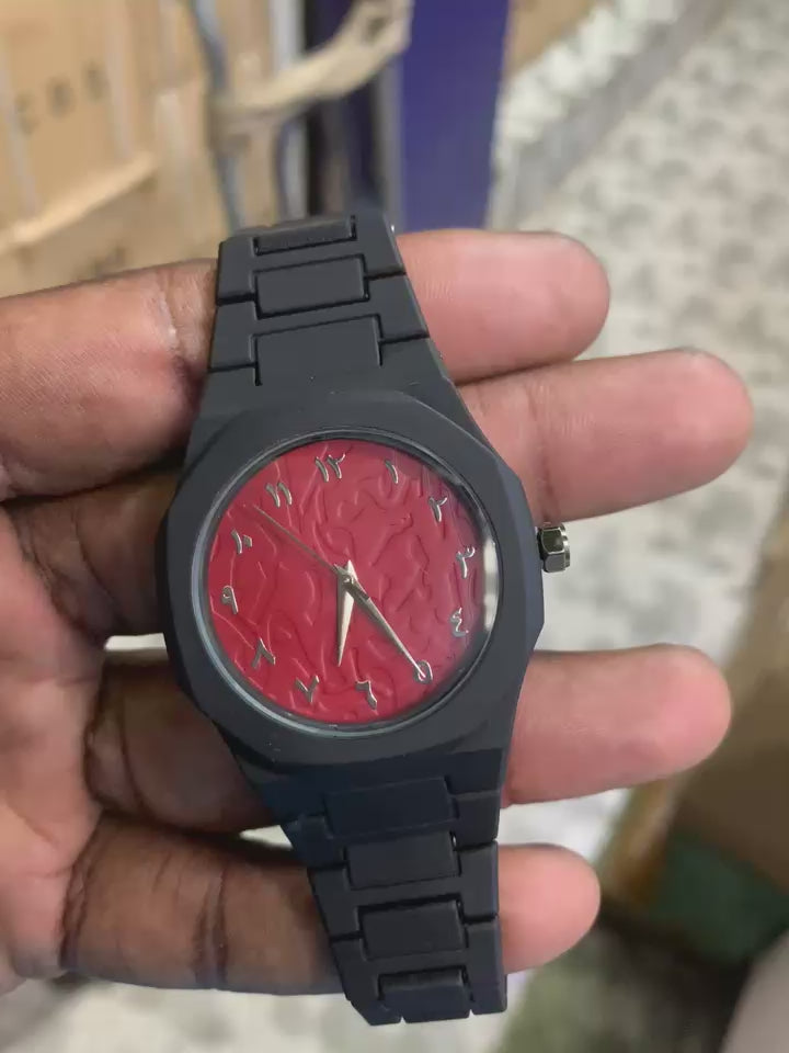 Vidéo de présentation de la montre homme à chiffres arabes