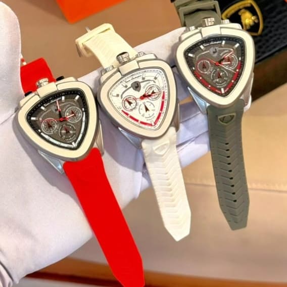 Trois montres Lamborghini rouge blanc gris 