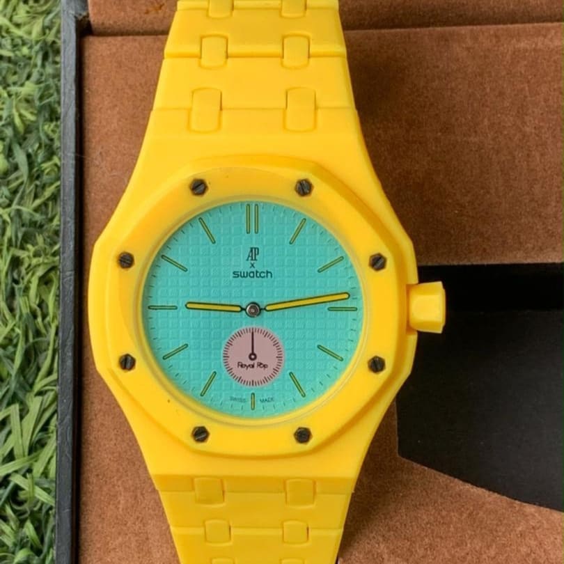 Montre royal, vue de face