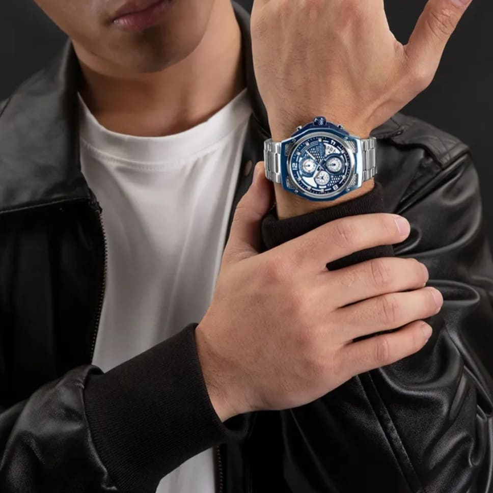 Montre Naviforce chronographe bleu acier - vue d'ensemble avec boîte