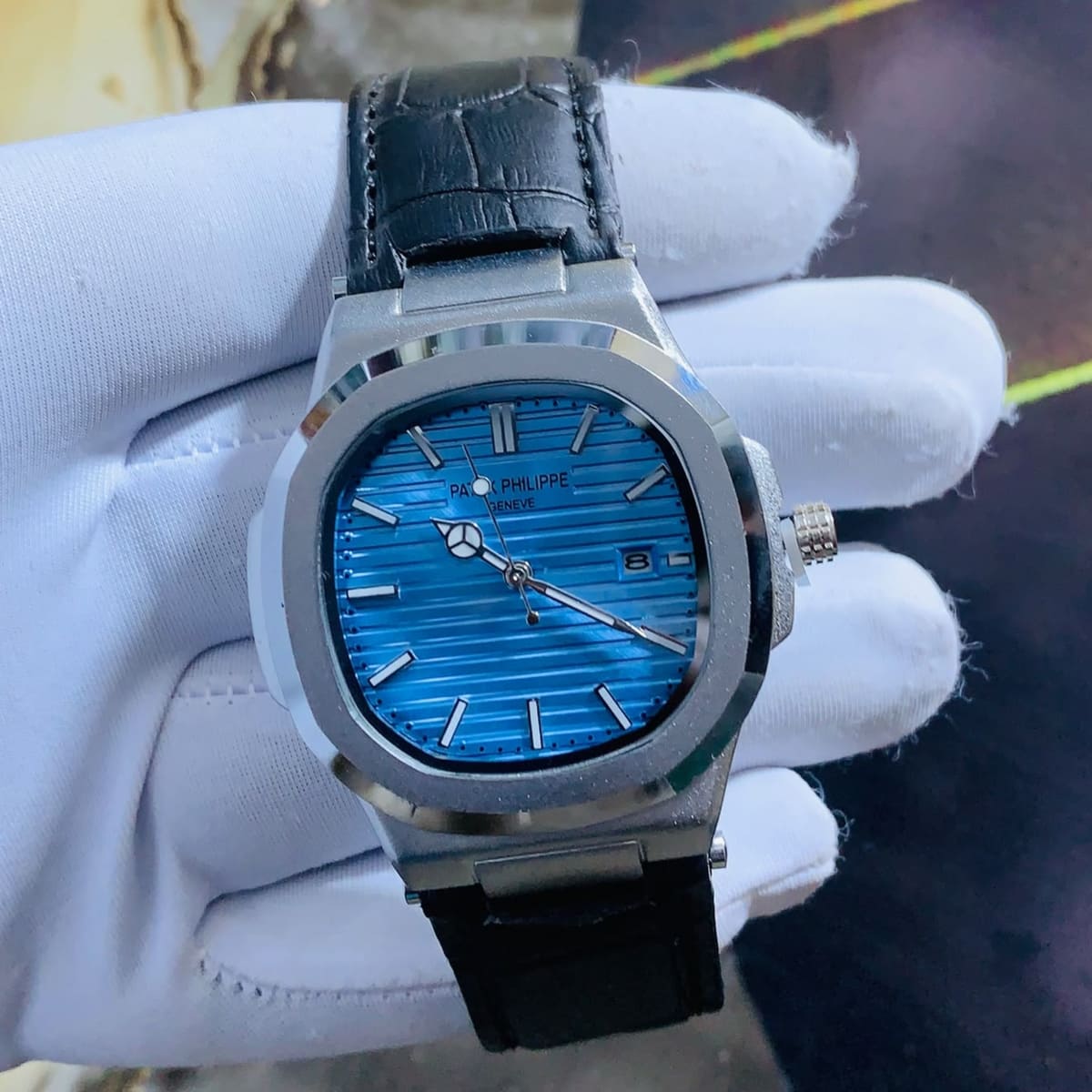 Montre Patek Philippe à Quartz, vue de face 