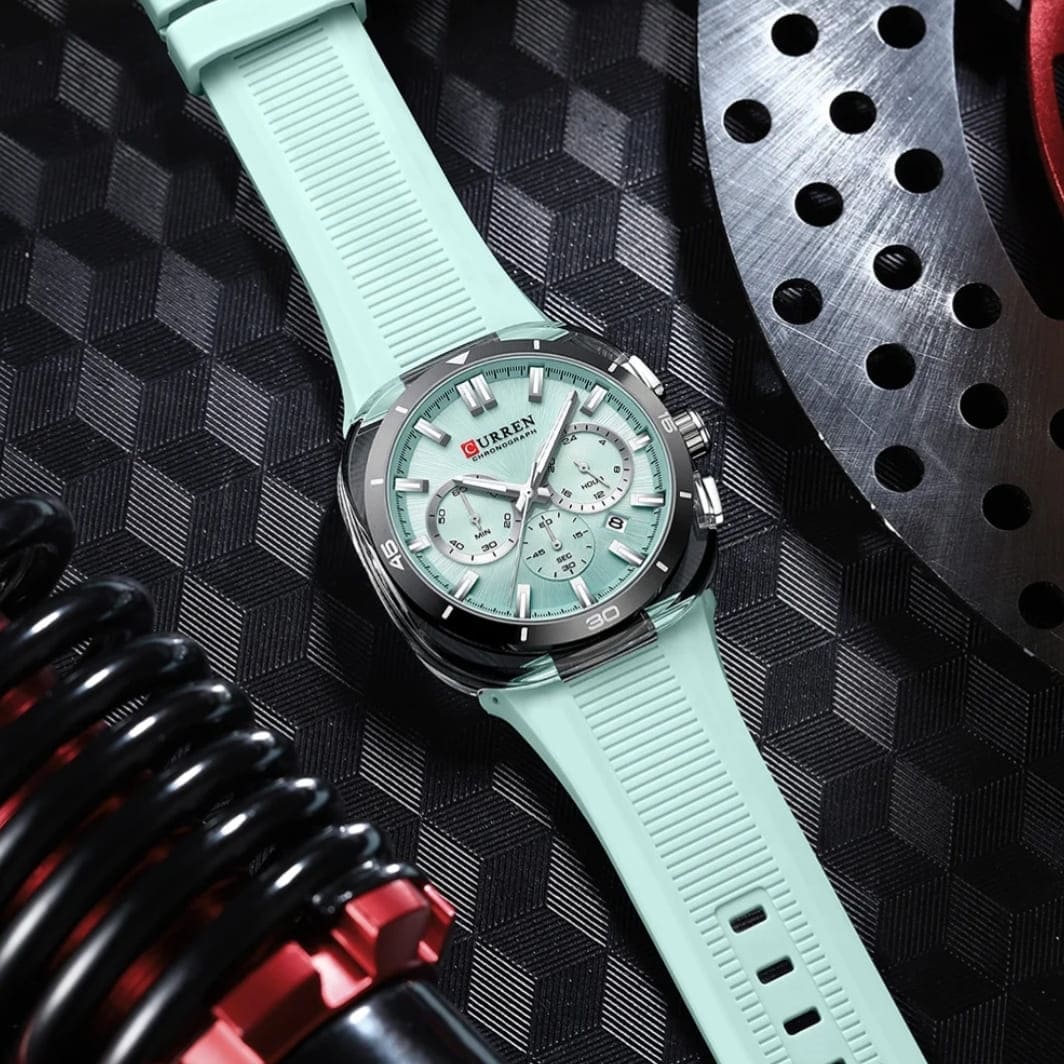 Bracelet en silicone noir strié de la montre Curren chronographe