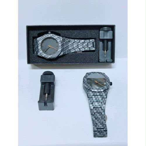Montre homme à chiffres arabes présentée dans son coffret noir – photo 5